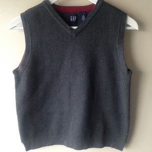 Gap Kids Boy's Gray Pullover Vest Size M (7-8)